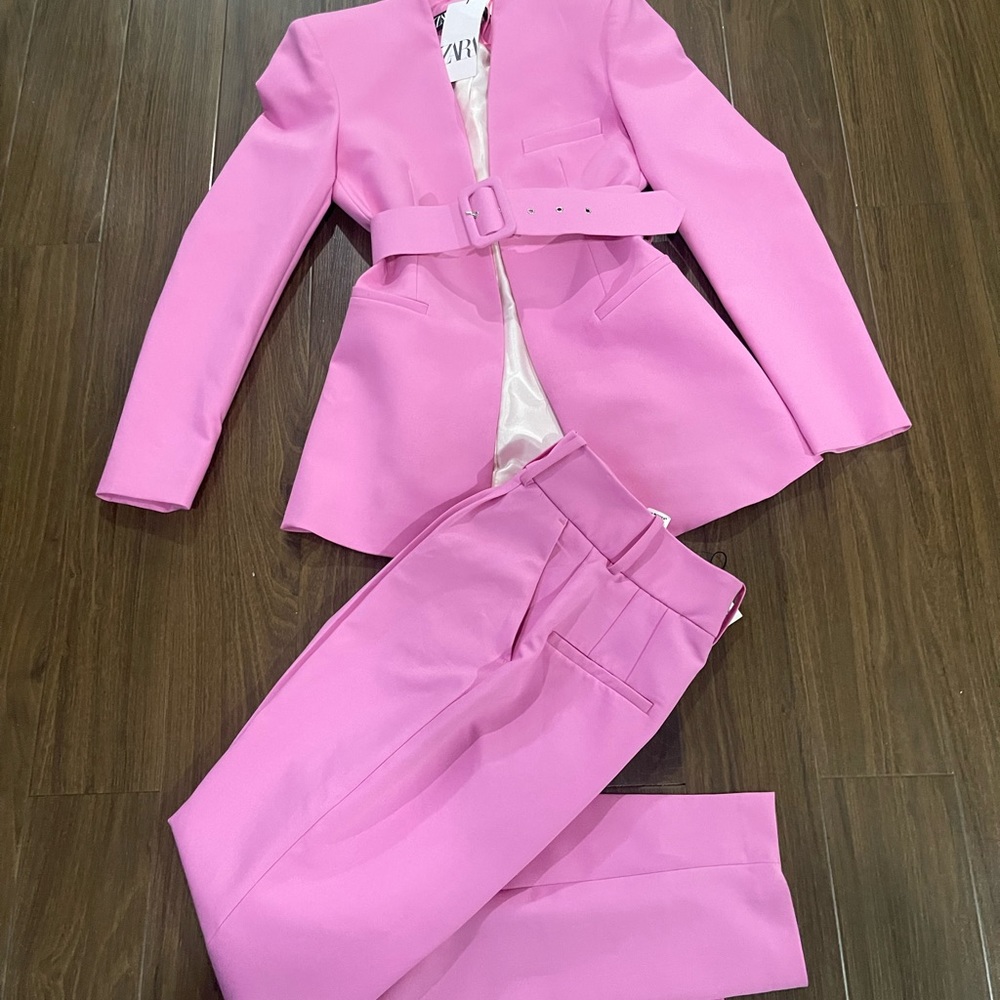 - Zara pink belted classic Pant Suit - Picture 8 of 13